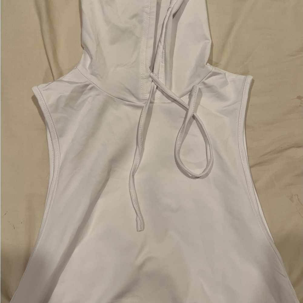 Workout hooded tank top